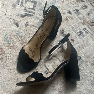 Sam Edelman Black Scalloped Block Heel Sandals